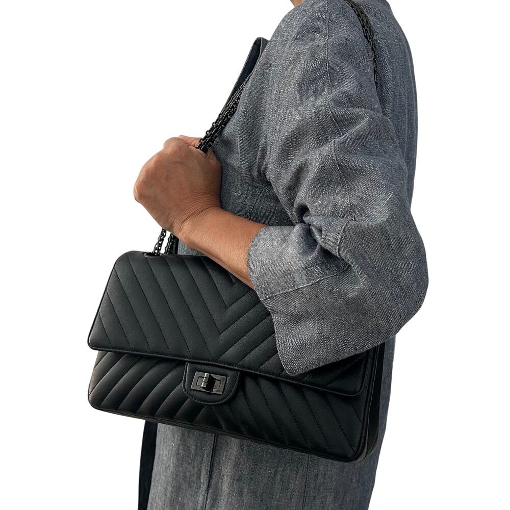 Chanel Reissue 226 Black Chevron Calfskin All Black HW Limited Full Set - Picture 3 of 16